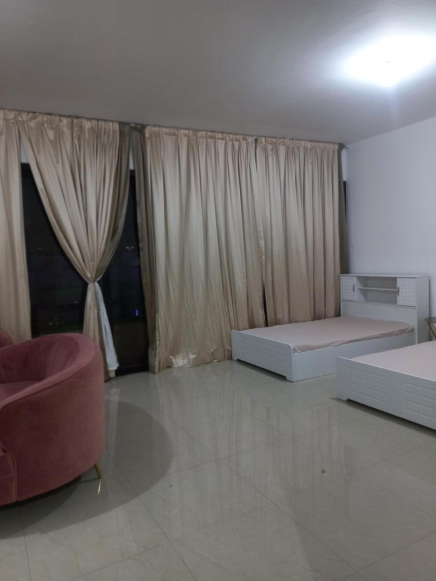 Homestay Dos #family Away Fr0m