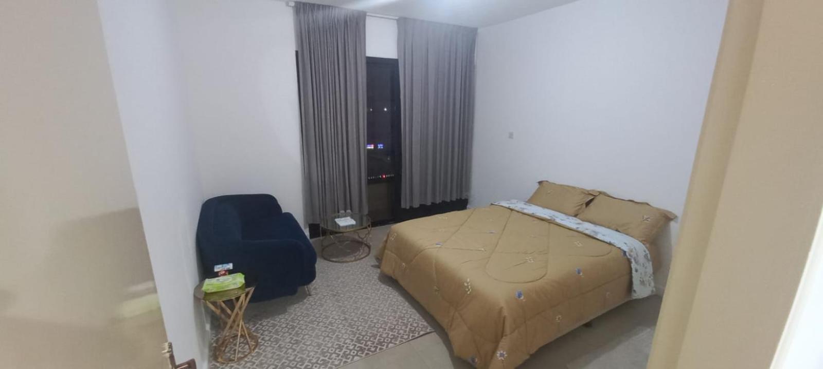 Homestay Dos #family Away Fr0m *